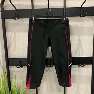 Lucy bike shorts black pink size small petite